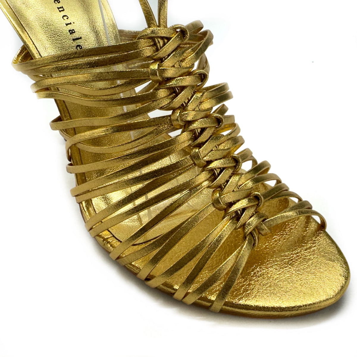 Sandalia Bloom de amarrar en color Gold — Esenciales II de María Conchita Alcalá