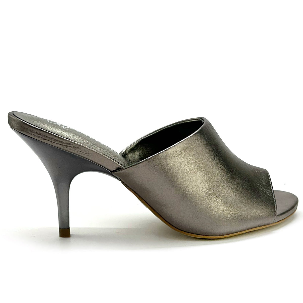 Mule Nova de tacón fino en color Onix — Esenciales II de María Conchita Alcalá