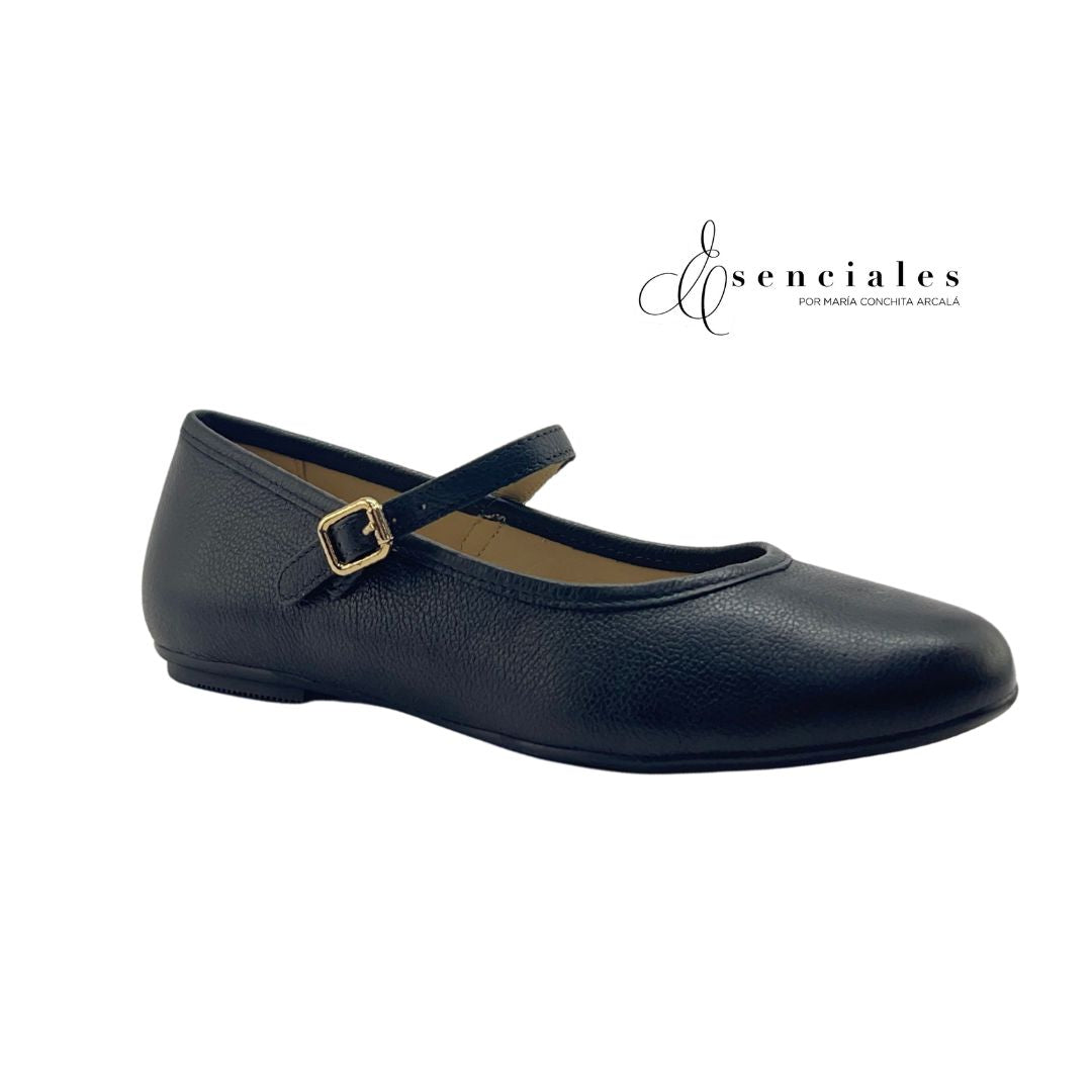 Mary Jane Redonda de piel en color Preto — Esenciales II de María Conchita Alcalá