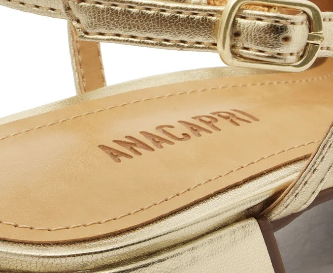 Slingback de punta cuadrada y tacón bajo