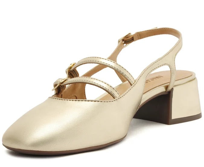 Slingback de punta cuadrada y tacón bajo