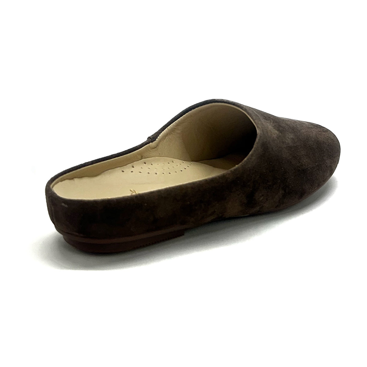 Slip-on de pelo en color Marrone — Esenciales II de María Conchita Alcalá