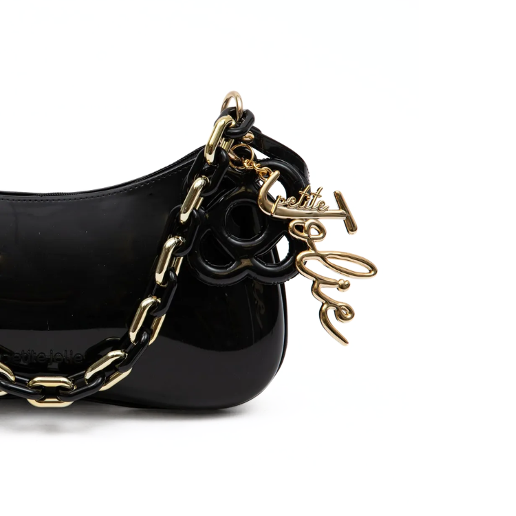Cartera de hombro con asa de cadena en color Preto