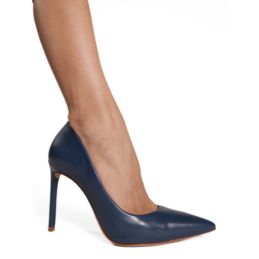 Stiletto clásico de punta en color Dress Blue